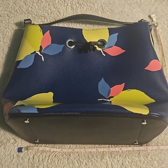 NWT Kate Spade Large Lemon Eva Bucket Bag - Picture 3 of 8